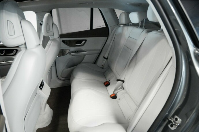 mercedes-benz-eqe-suv-elektrisitet-2023-big-6