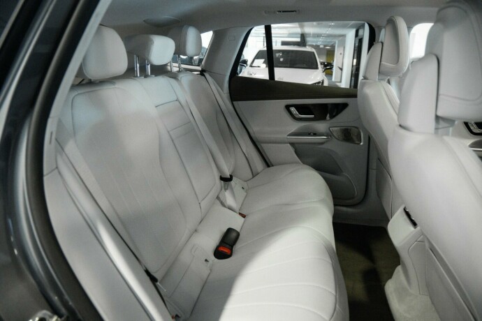 mercedes-benz-eqe-suv-elektrisitet-2023-big-8