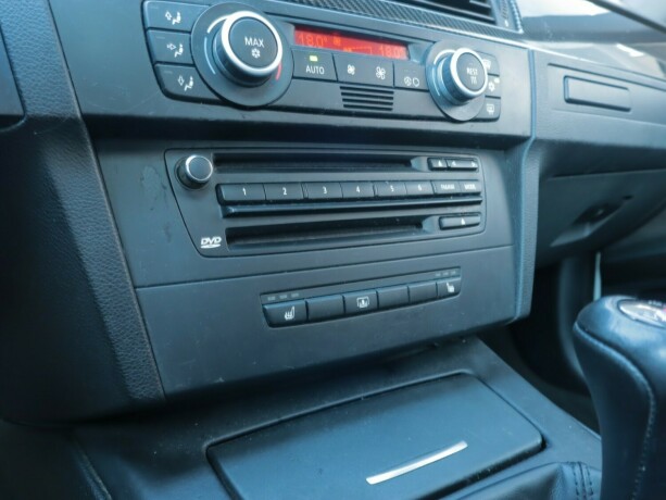bmw-m3-bensin-2008-big-29