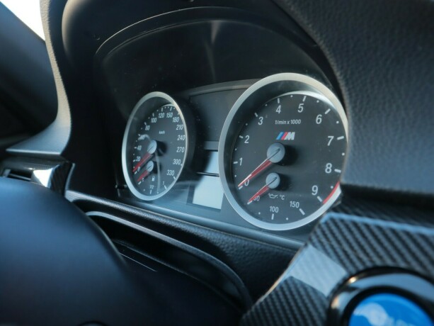 bmw-m3-bensin-2008-big-15