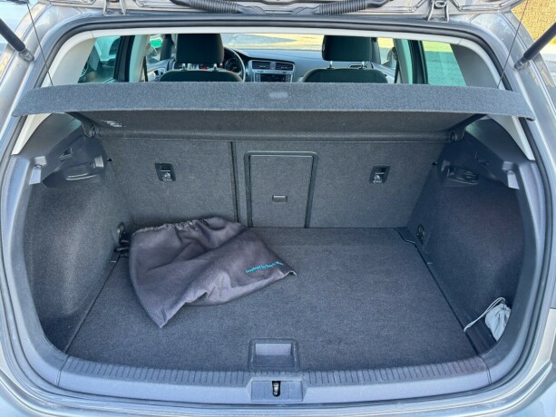 volkswagen-golf-elektrisitet-2015-big-17
