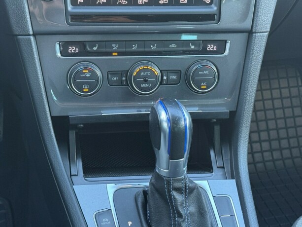 volkswagen-golf-elektrisitet-2015-big-9