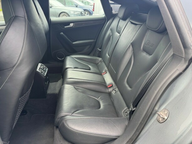 audi-s5-bensin-2011-big-13
