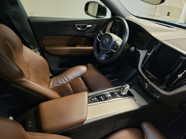 volvo-xc-60-elektrisitetbensin-2019-big-14