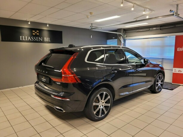 volvo-xc-60-elektrisitetbensin-2019-big-3
