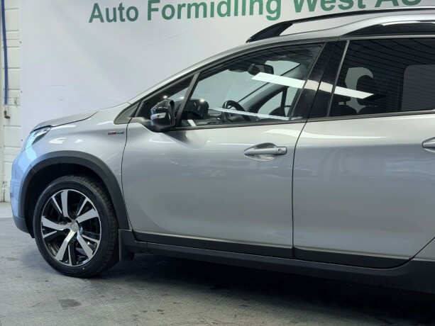 peugeot-2008-bensin-2016-big-7