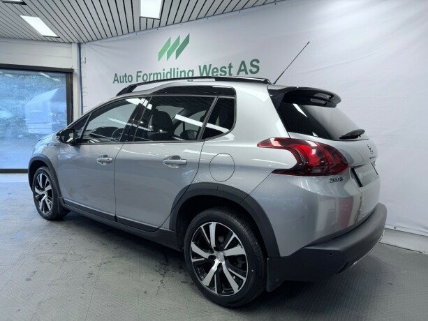 peugeot-2008-bensin-2016-big-5