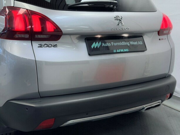 peugeot-2008-bensin-2016-big-6