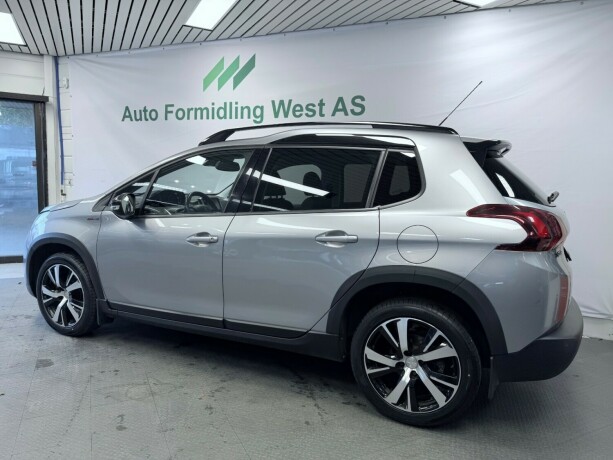 peugeot-2008-bensin-2016-big-4