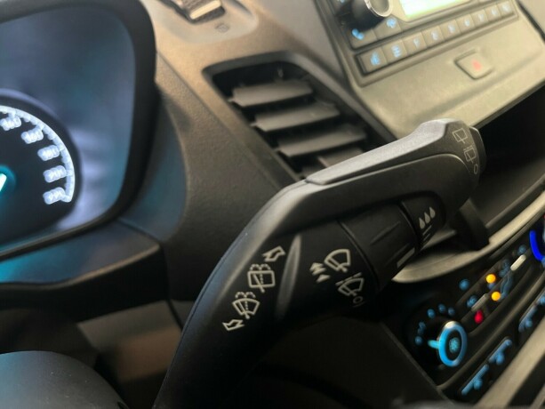 ford-transit-connect-diesel-2020-big-13