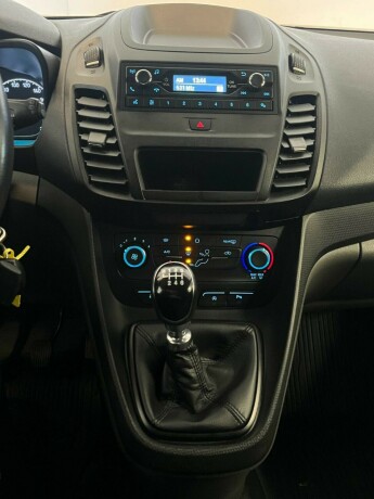 ford-transit-connect-diesel-2019-big-15