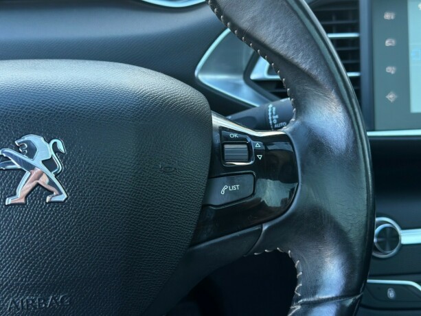 peugeot-308-diesel-2014-big-26