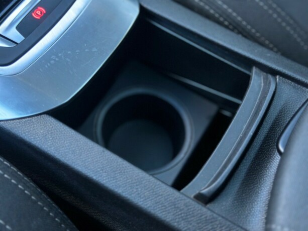 peugeot-308-diesel-2014-big-20