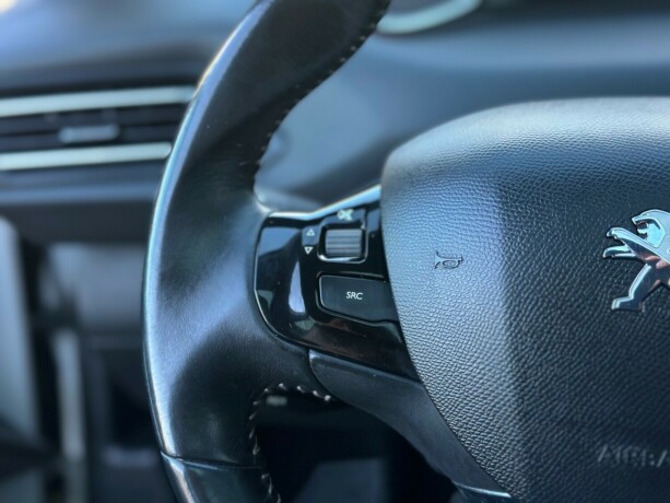 peugeot-308-diesel-2014-big-25