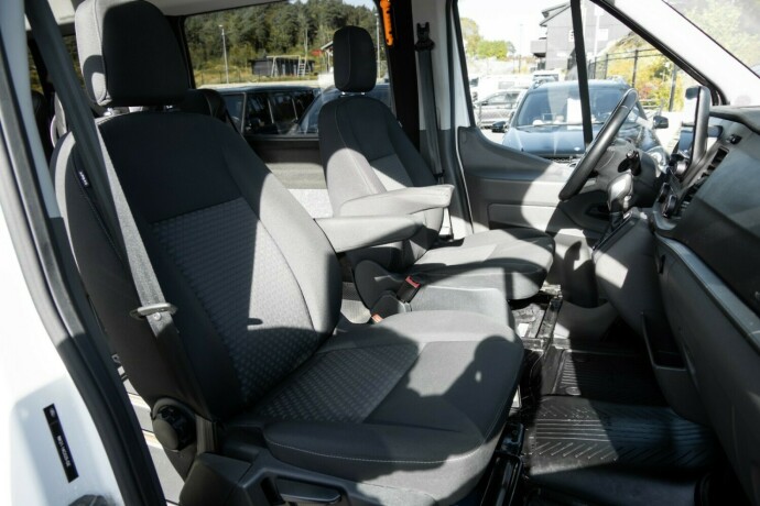 ford-transit-diesel-2022-big-11