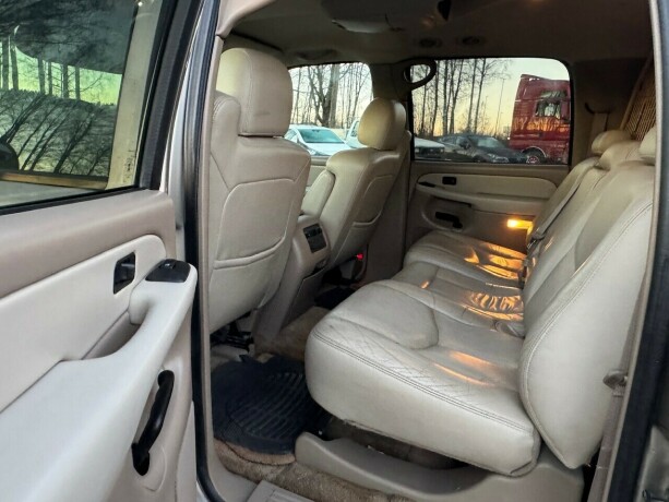 gmc-yukon-bensin-2003-big-9