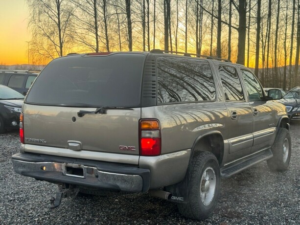 gmc-yukon-bensin-2003-big-6