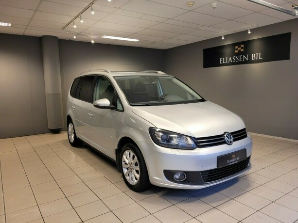 volkswagen-touran-diesel-2011-big-9