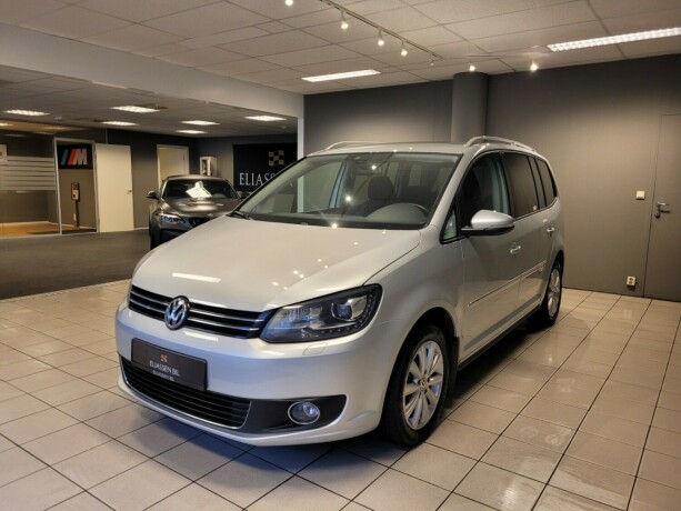 volkswagen-touran-diesel-2011-big-7