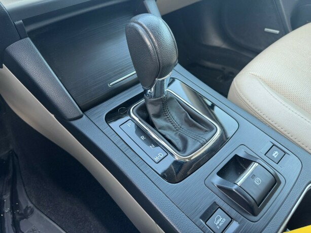 subaru-outback-bensin-2016-big-9