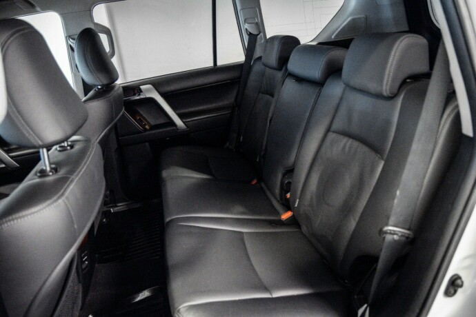 toyota-land-cruiser-diesel-2014-big-6