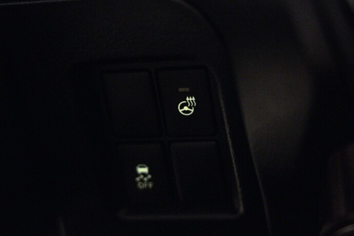 toyota-land-cruiser-diesel-2014-big-20