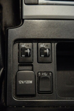 toyota-land-cruiser-diesel-2014-big-17