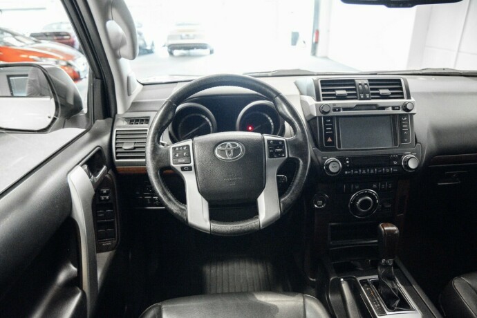 toyota-land-cruiser-diesel-2014-big-10