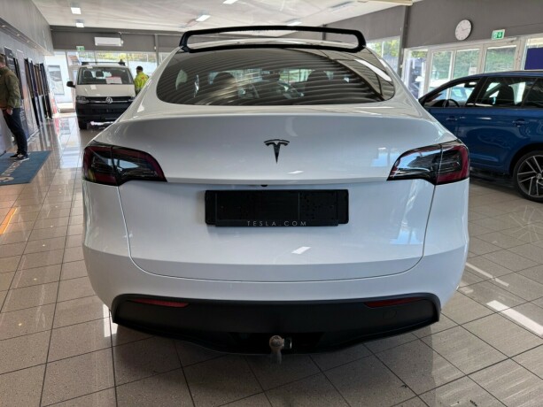 tesla-model-y-elektrisitet-2024-big-13