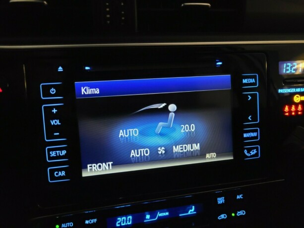 toyota-auris-elektrisitetbensin-2017-big-19