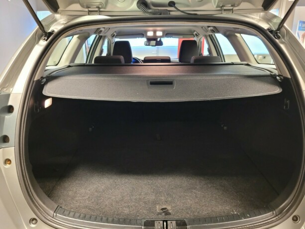 toyota-auris-elektrisitetbensin-2017-big-13