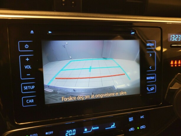 toyota-auris-elektrisitetbensin-2017-big-17