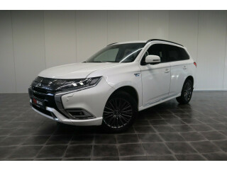 Mitsubishi | Outlander | Elektrisitet+bensin | 2019