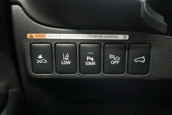 mitsubishi-outlander-elektrisitetbensin-2019-big-24