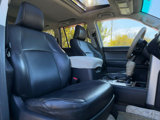 toyota-land-cruiser-diesel-2010-big-9
