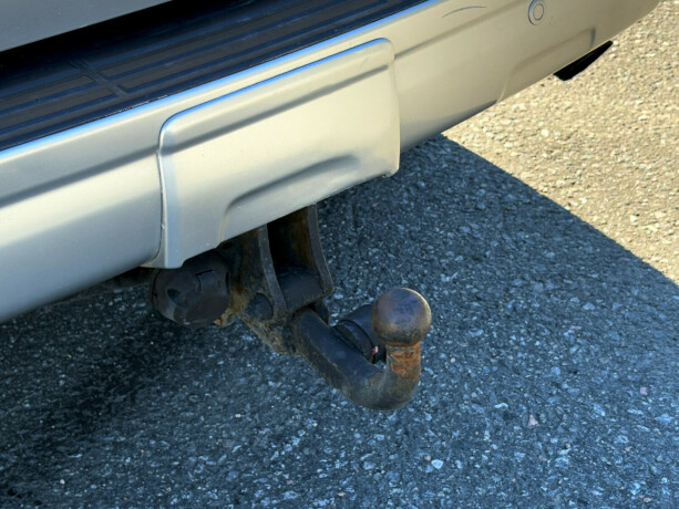 toyota-land-cruiser-diesel-2010-big-23