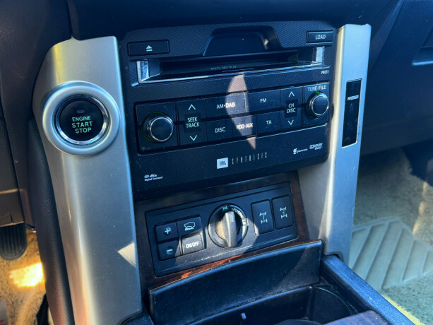 toyota-land-cruiser-diesel-2010-big-17