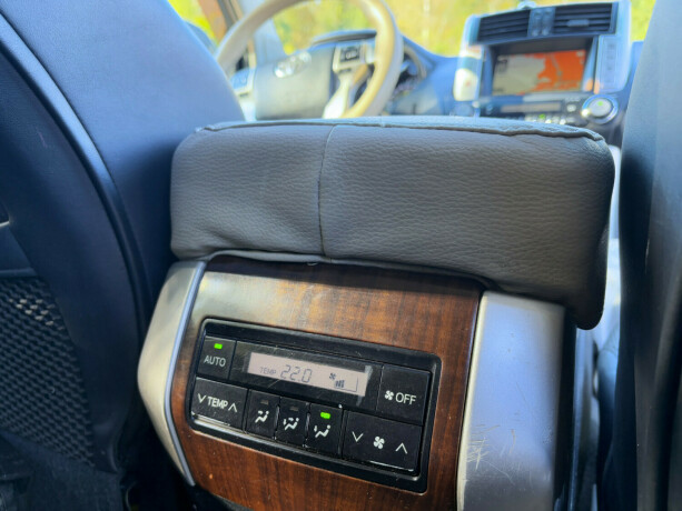 toyota-land-cruiser-diesel-2010-big-6