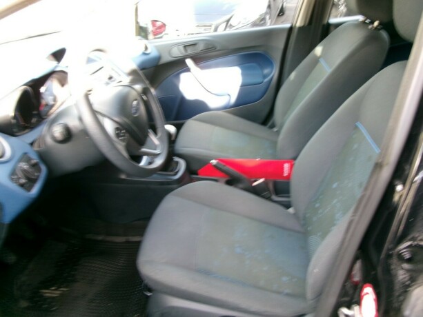 ford-fiesta-diesel-2010-big-7