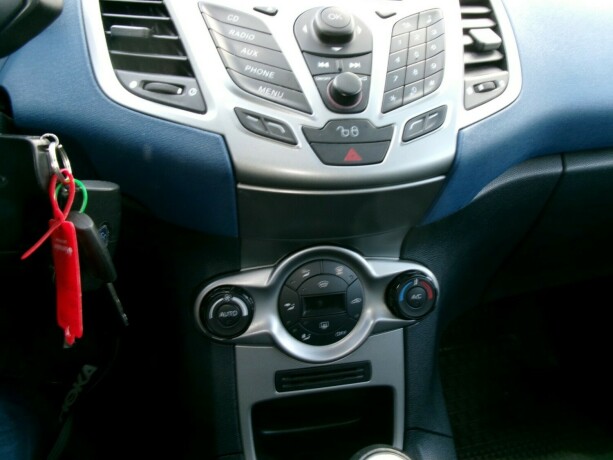 ford-fiesta-diesel-2010-big-11