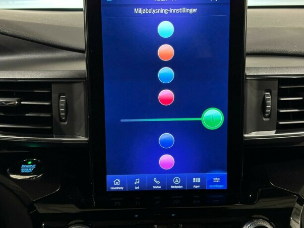 ford-explorer-elektrisitetbensin-2021-big-30