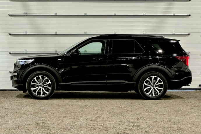 ford-explorer-elektrisitetbensin-2021-big-4