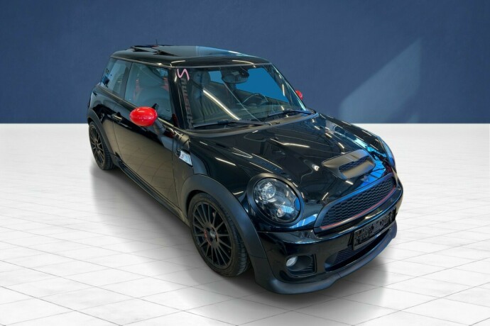 mini-cooper-s-diesel-2012-big-0