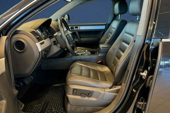 volkswagen-touareg-diesel-2006-big-11