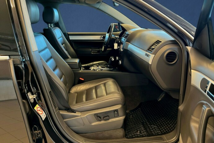 volkswagen-touareg-diesel-2006-big-14