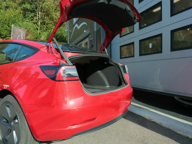 tesla-model-3-elektrisitet-2021-big-17