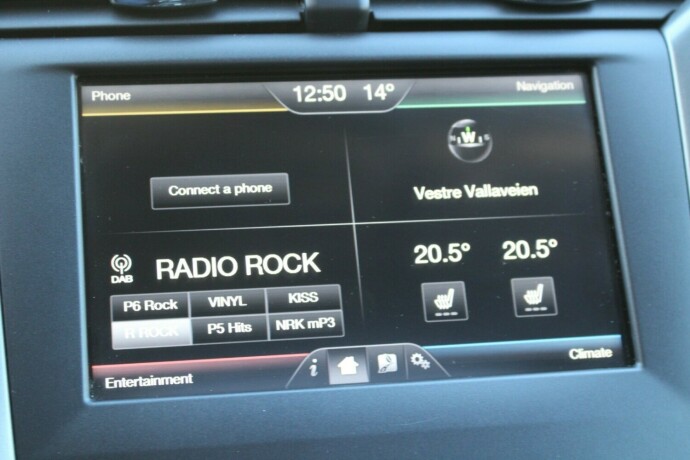 ford-mondeo-elektrisitetbensin-2016-big-23