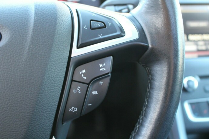 ford-mondeo-elektrisitetbensin-2016-big-19
