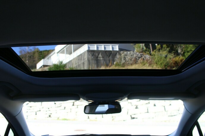 ford-mondeo-elektrisitetbensin-2016-big-11