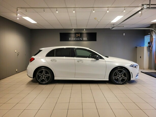 mercedes-benz-a-klasse-bensin-2019-big-2